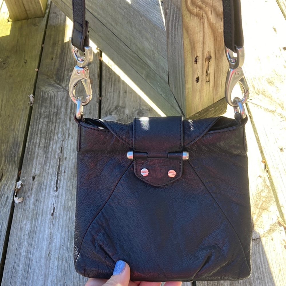 Kenneth Cole crossbody
